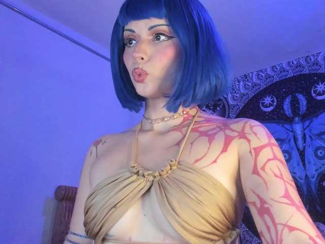 YourRosenrot live cam on BongaCams