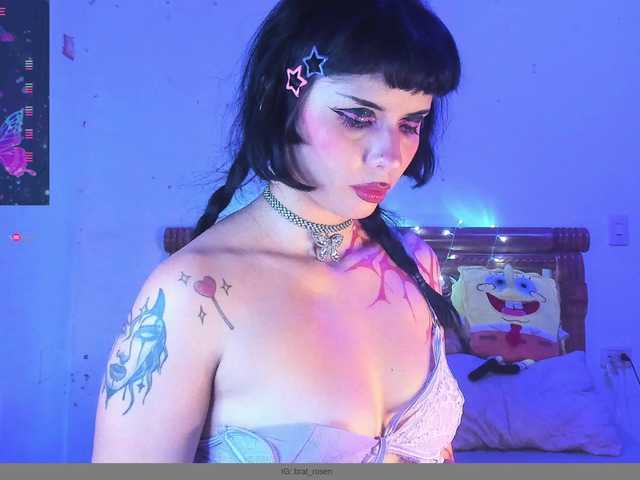 YourRosenrot live cam on BongaCams