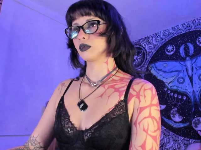 YourRosenrot live cam on BongaCams