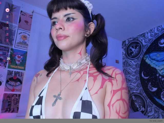 YourRosenrot live cam on BongaCams