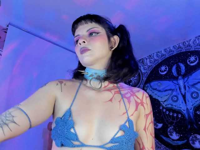 YourRosenrot live cam on BongaCams