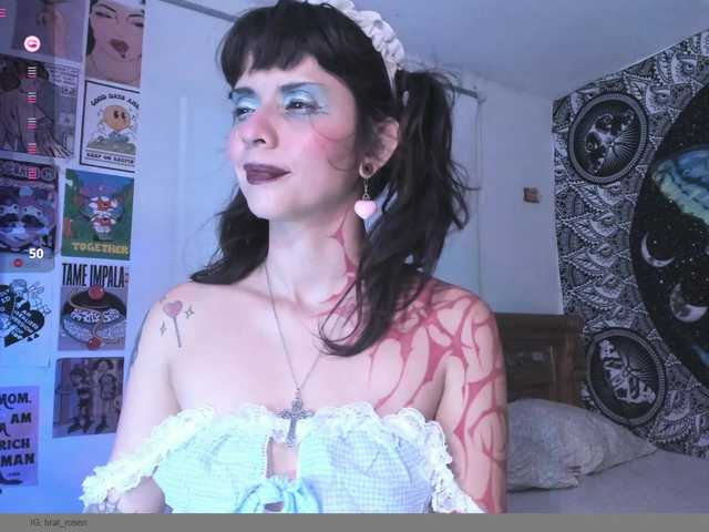 YourRosenrot live cam on BongaCams