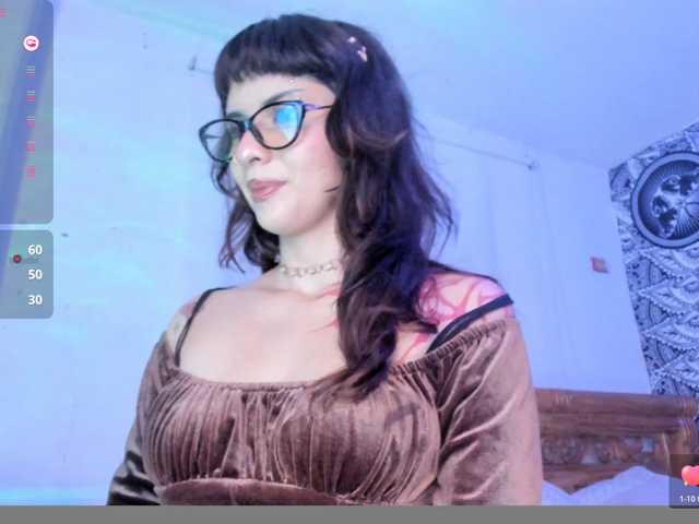 YourRosenrot live cam on BongaCams