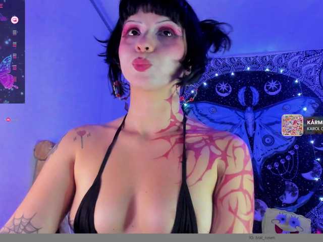 YourRosenrot live cam on BongaCams
