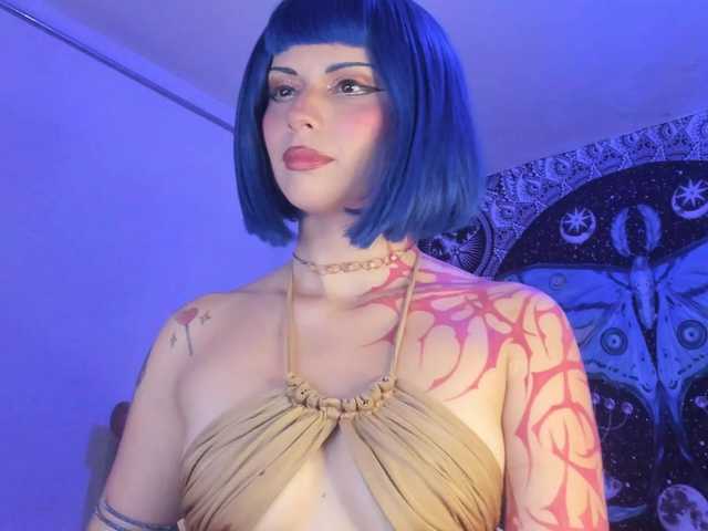 YourRosenrot live cam on BongaCams