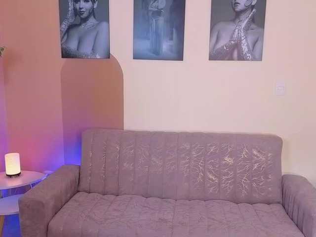ToriCross live cam on BongaCams