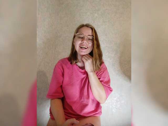 kroshka-meow live webcam show