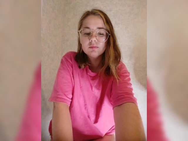kroshka-meow live webcam show