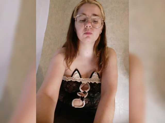 kroshka-meow live cam on BongaCams