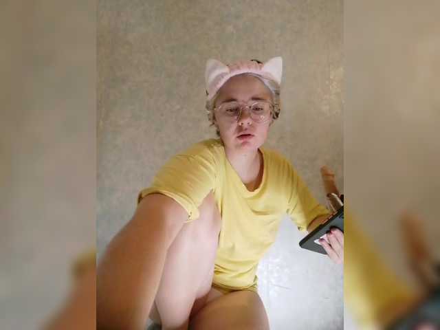 kroshka-meow live stream preview
