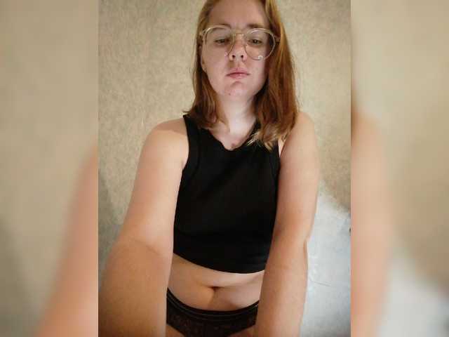 kroshka-meow live cam on BongaCams