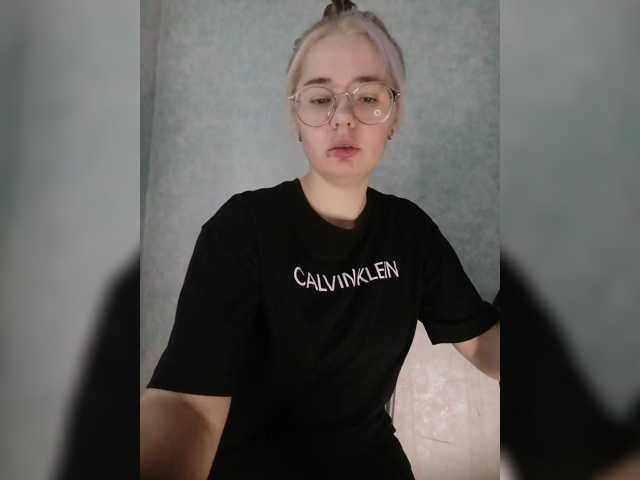 kroshka-meow, en vivo ahora en BongaCams
