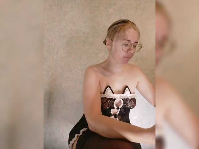 kroshka-meow, en directo ahora en BongaCams