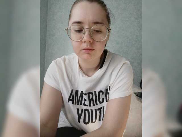 kroshka-meow live cam on BongaCams