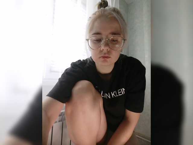 kroshka-meow, live now on BongaCams