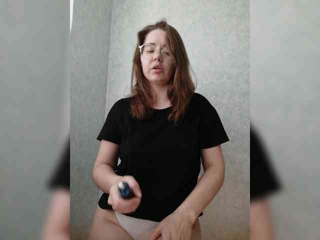 kroshka-meow Live Webcam on BongaCams