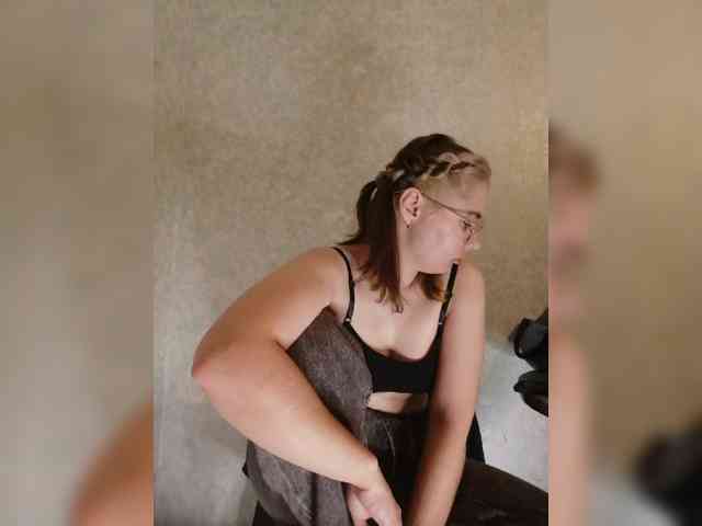 Kumiho-Lisichka webcam