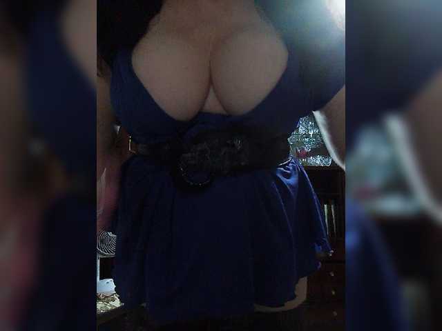 CarrieQueen live cam on BongaCams