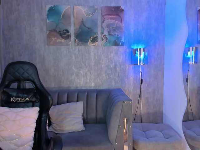 MelanieHudson live cam on BongaCams