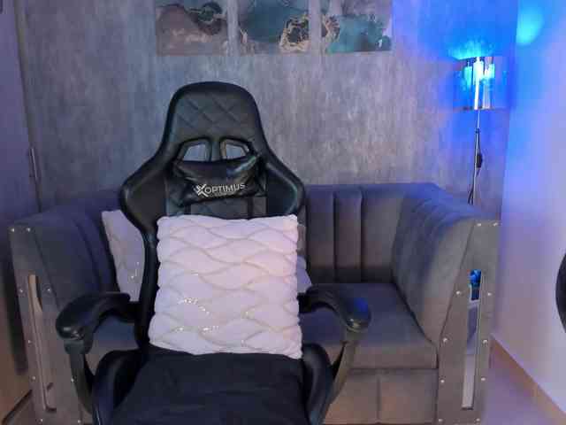 MelanieHudson webcam