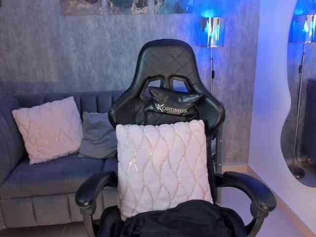 MelanieHudson webcam