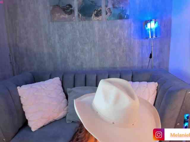 MelanieHudson webcam