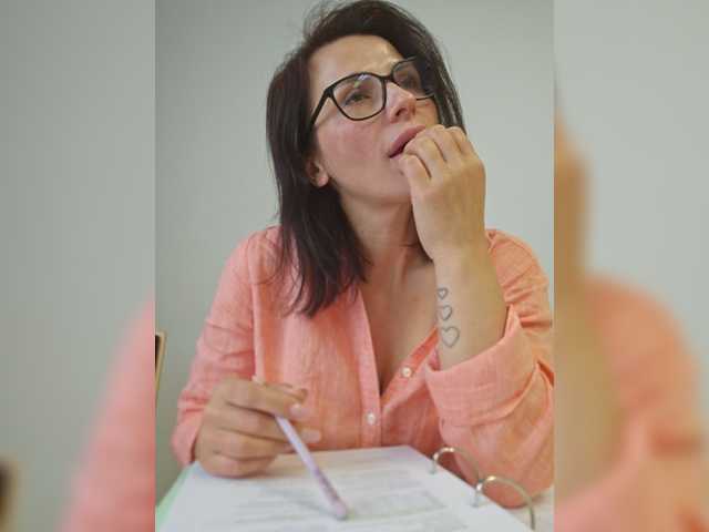 SophieMary's BongaCams show and profile