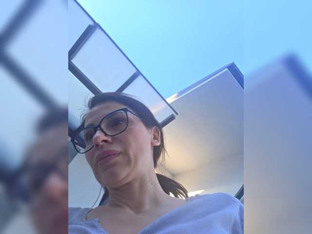 SophieMary's BongaCams show and profile