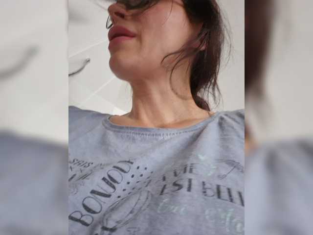 SophieMary live cam on BongaCams