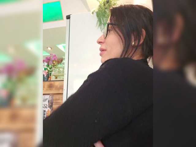 Sophie_Sonne live cam on BongaCams