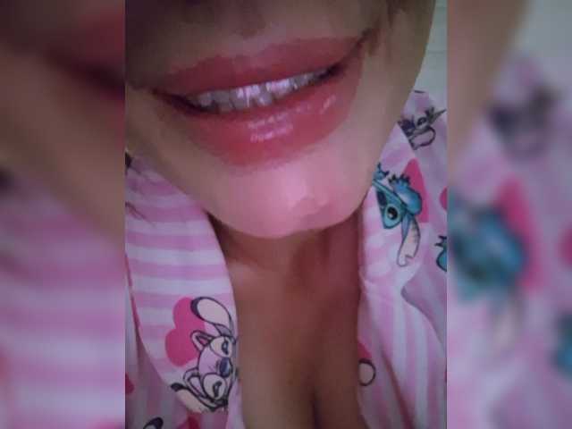 SophieMary live cam on BongaCams