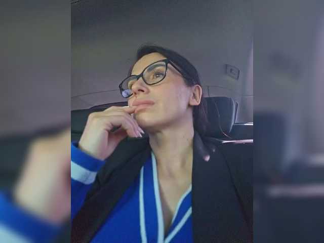 SophieMary's BongaCams show and profile