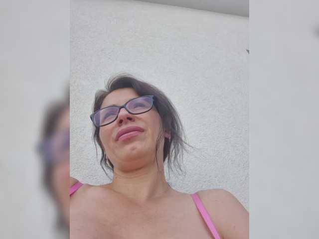 SophieMary live cam on BongaCams