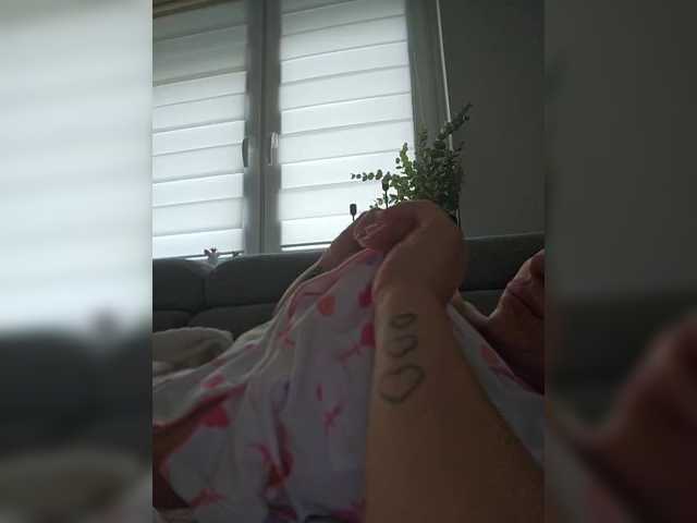 SophieMary's BongaCams show and profile