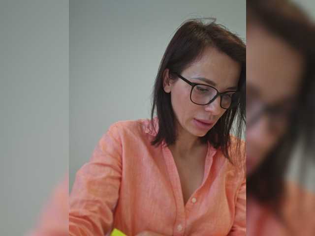 SophieMary's BongaCams show and profile