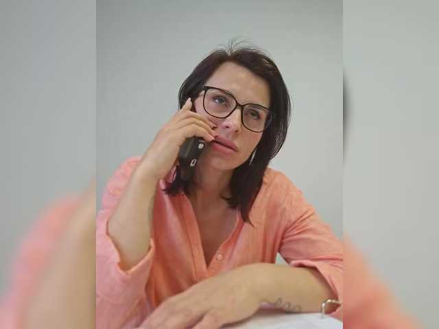 SophieMary's BongaCams show and profile