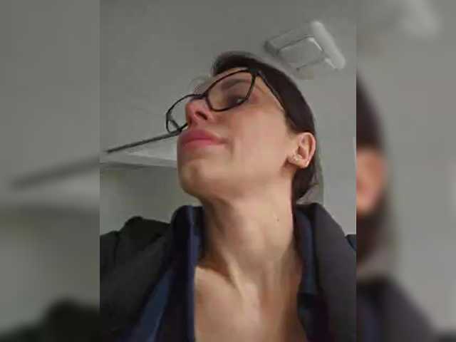 SophieMary Live Cam and Statistics on UnifiedCams