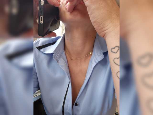 SophieMary live cam on BongaCams