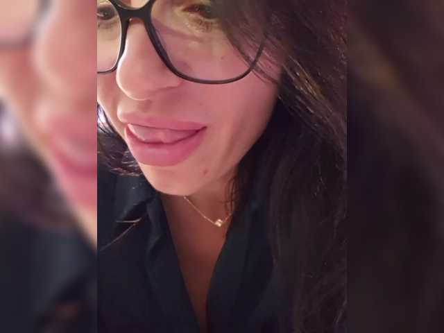 SophieMary live cam on BongaCams