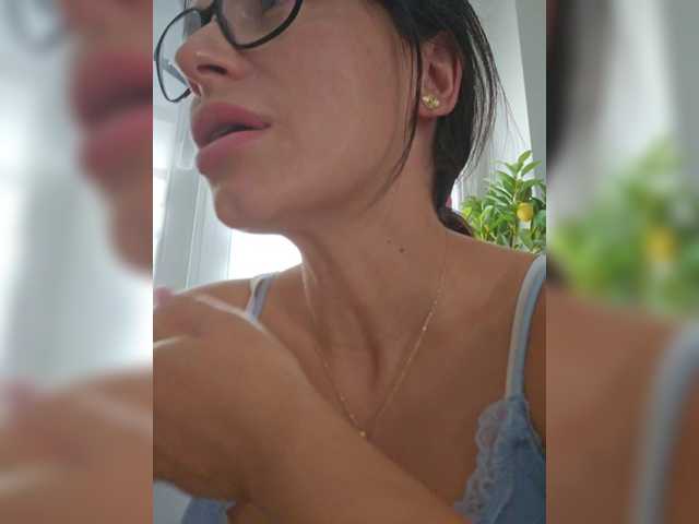 SophieMary live cam on BongaCams