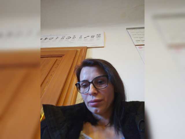 SophieMary's BongaCams show and profile