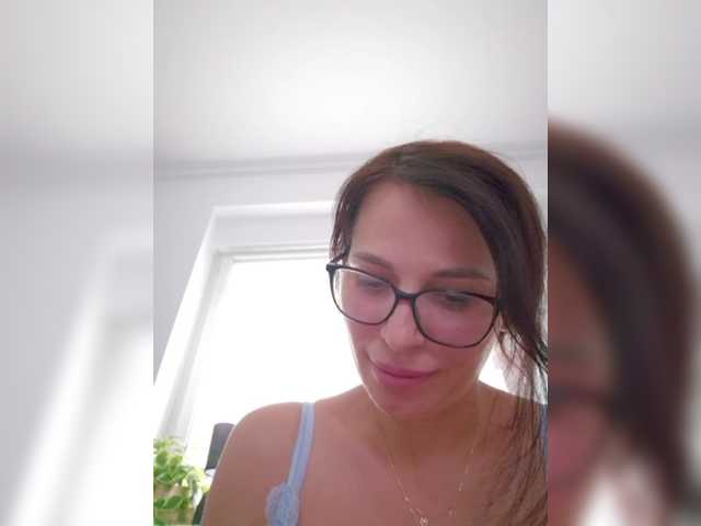 SophieMary live webcam show