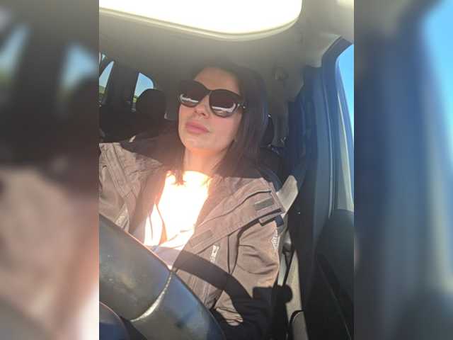 SophieMary's BongaCams show and profile