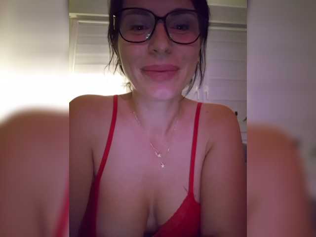 SophieMary live webcam show