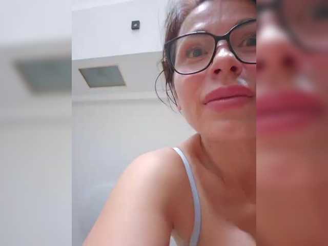 SophieMary live cam on BongaCams