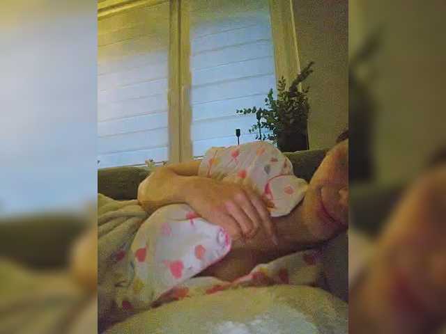 SophieMary's BongaCams show and profile