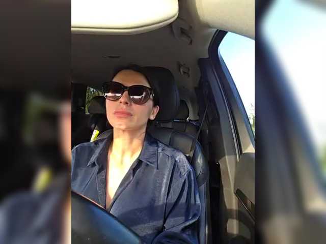 SophieMary's BongaCams show and profile