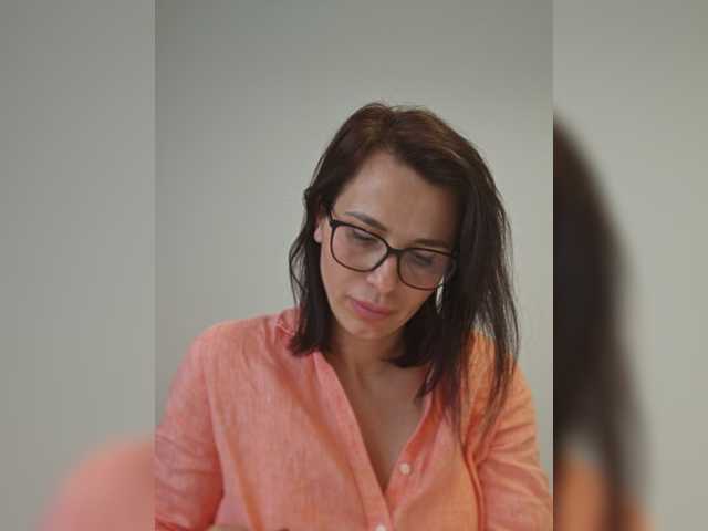 SophieMary's BongaCams show and profile