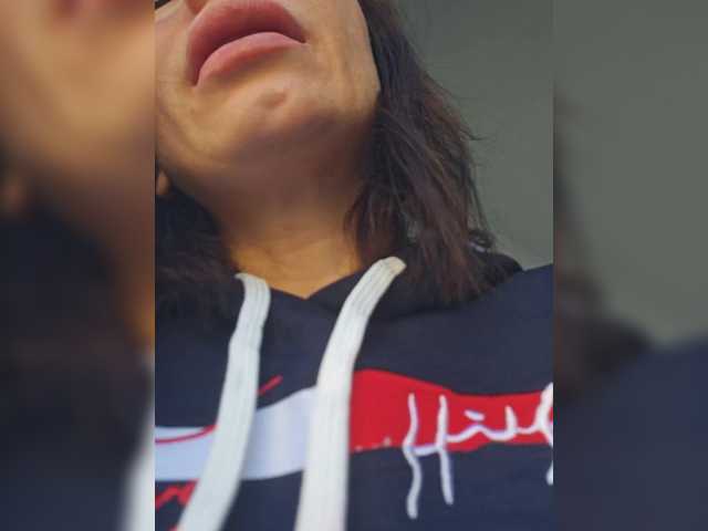 SophieMary's BongaCams show and profile