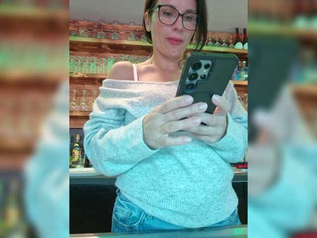 SophieMary live cam on BongaCams
